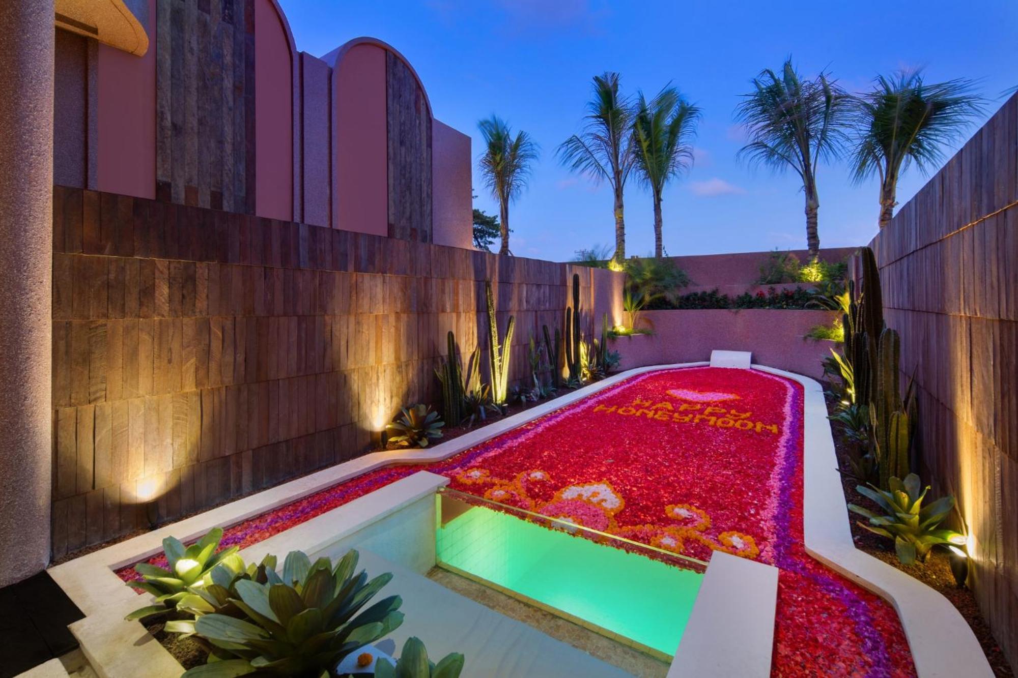 Seascape Luxury Resort & Spa Sanur By Ini Vie Hospitality (Adults Only) Esterno foto