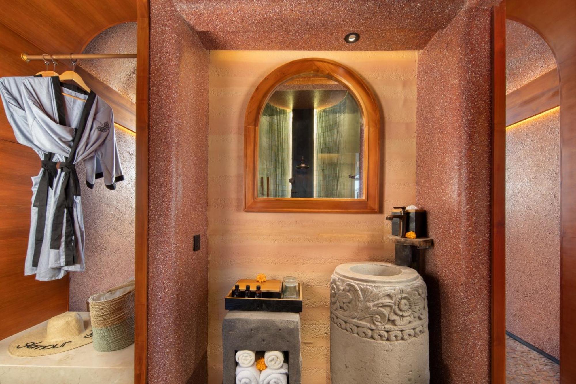Seascape Luxury Resort & Spa Sanur By Ini Vie Hospitality (Adults Only) Esterno foto